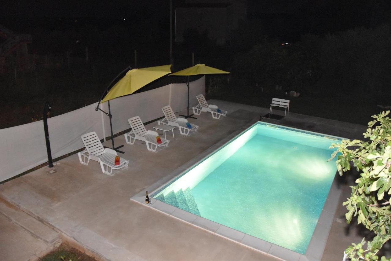 Apartment Kutija Sveti Filip i Jakov