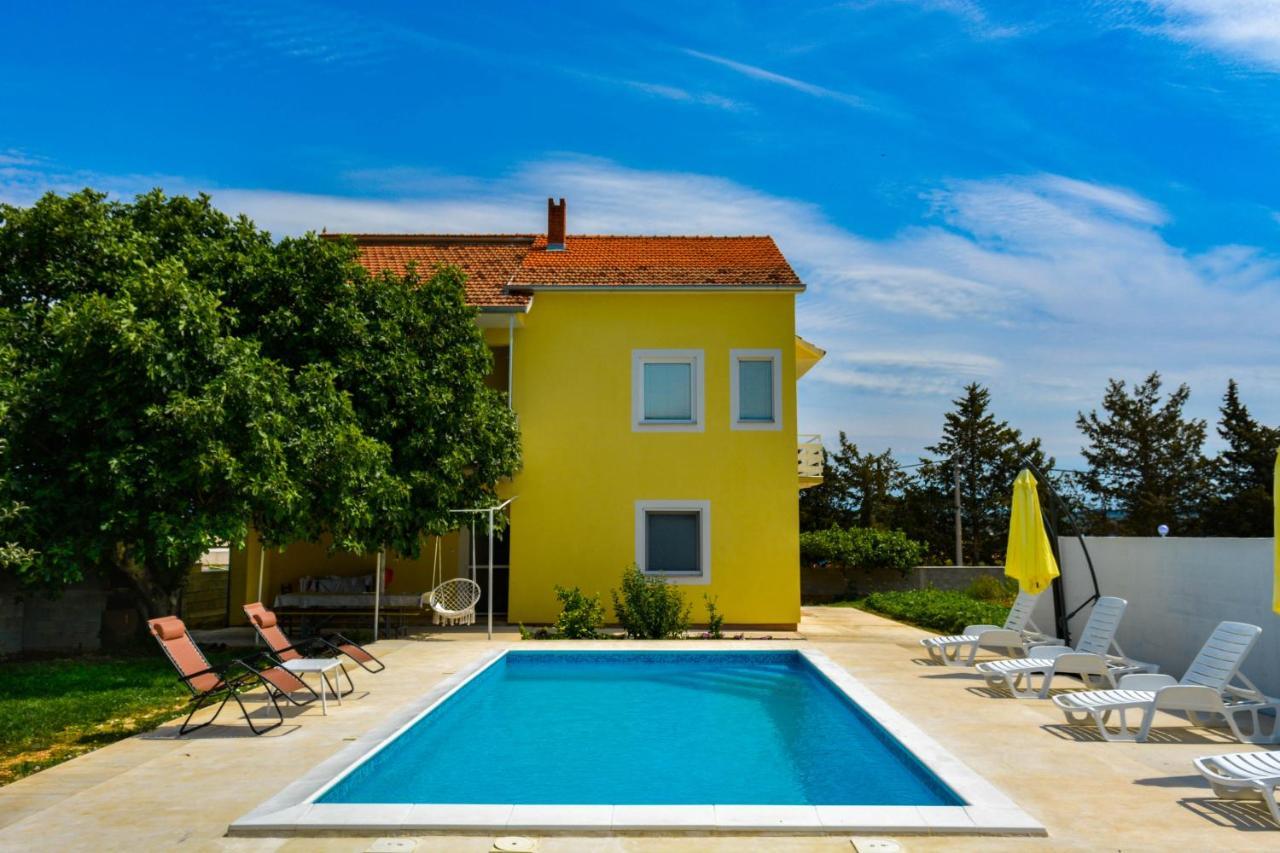 Apartment Kutija Sveti Filip i Jakov