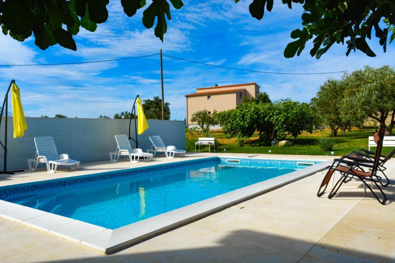 Kutija Apartment Sveti Filip i Jakov
