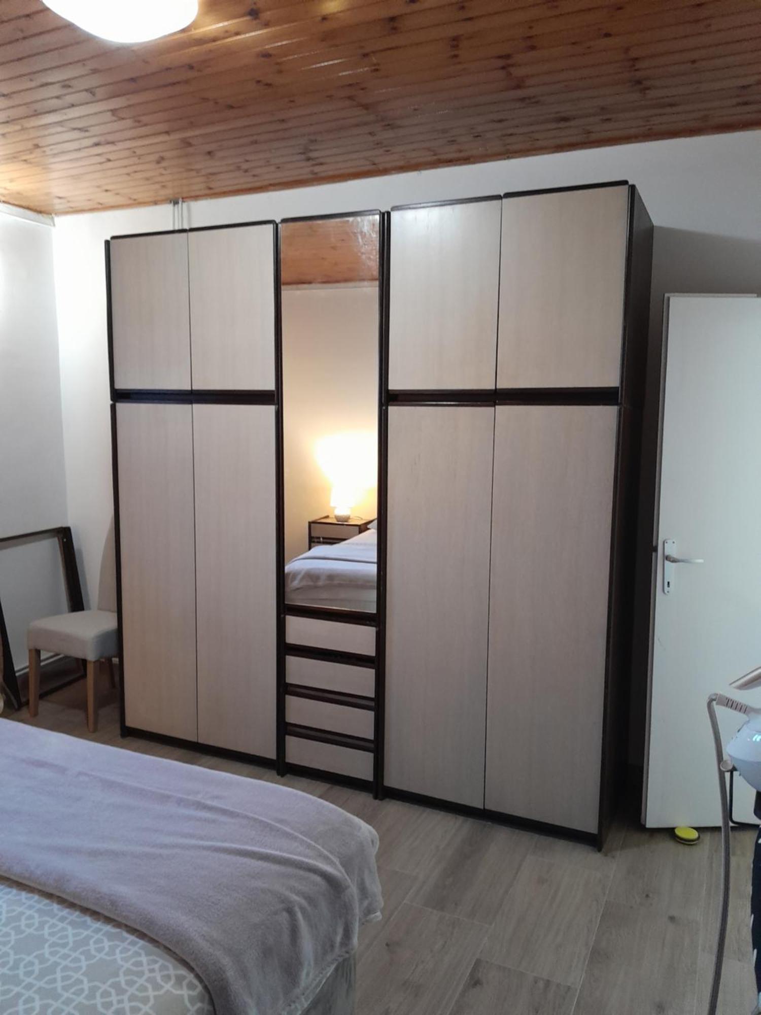 Apartment Kutija *