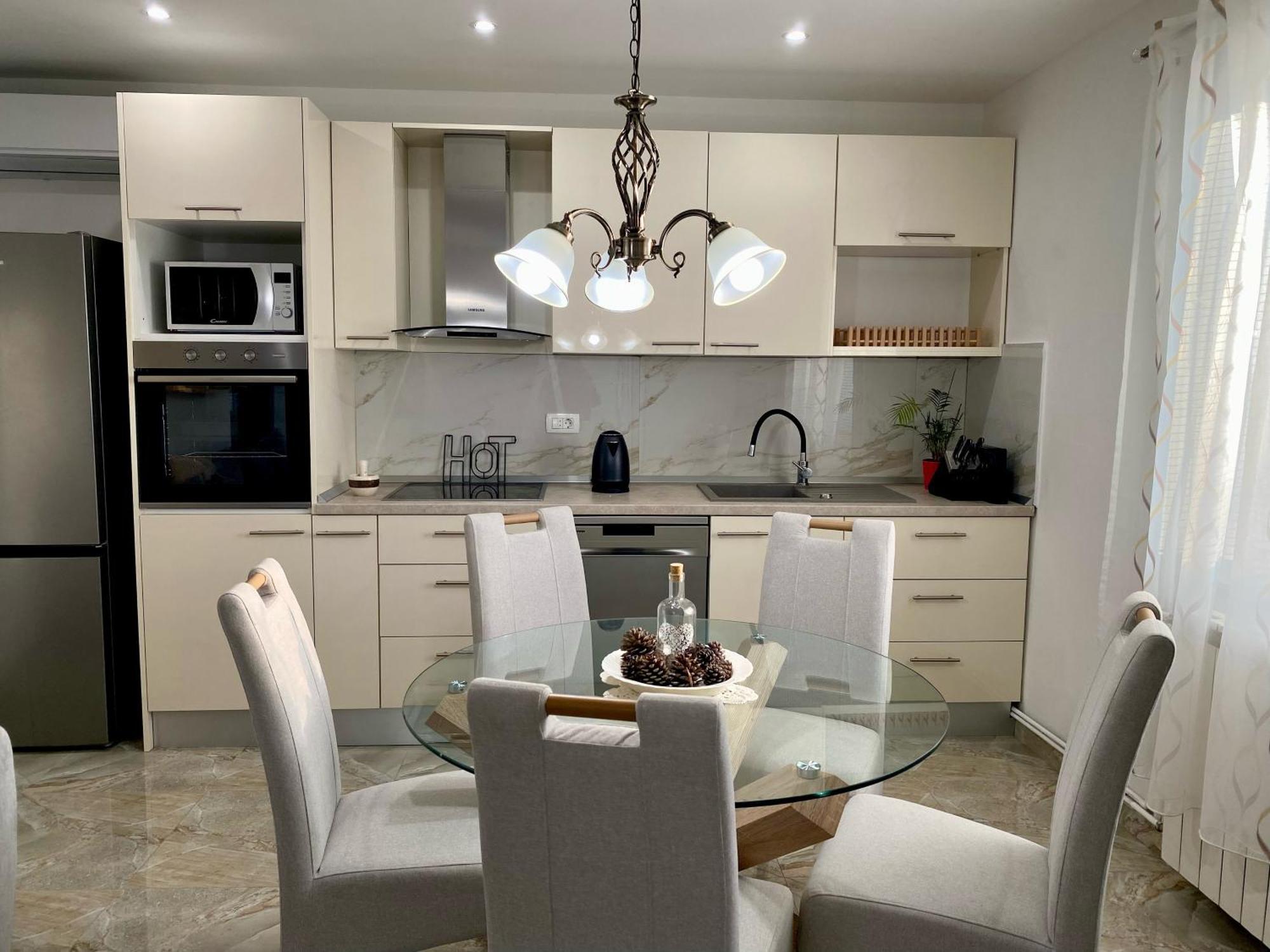 Kutija Apartment *